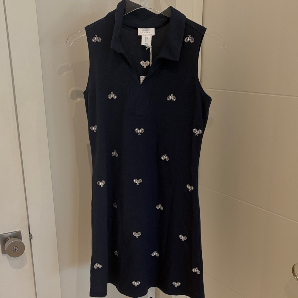Sigrid Olsen Navy Sleeveless Top with Embroidery